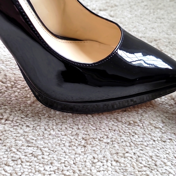 Jessica Simpson Nellah Black Patent Platform Pumps, Size 8.5M - Picture 10 of 10